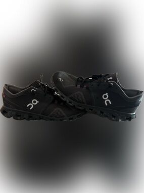 On Cloud X 3 Swiss Engineering - Men’s Black Athletic Running Shoes